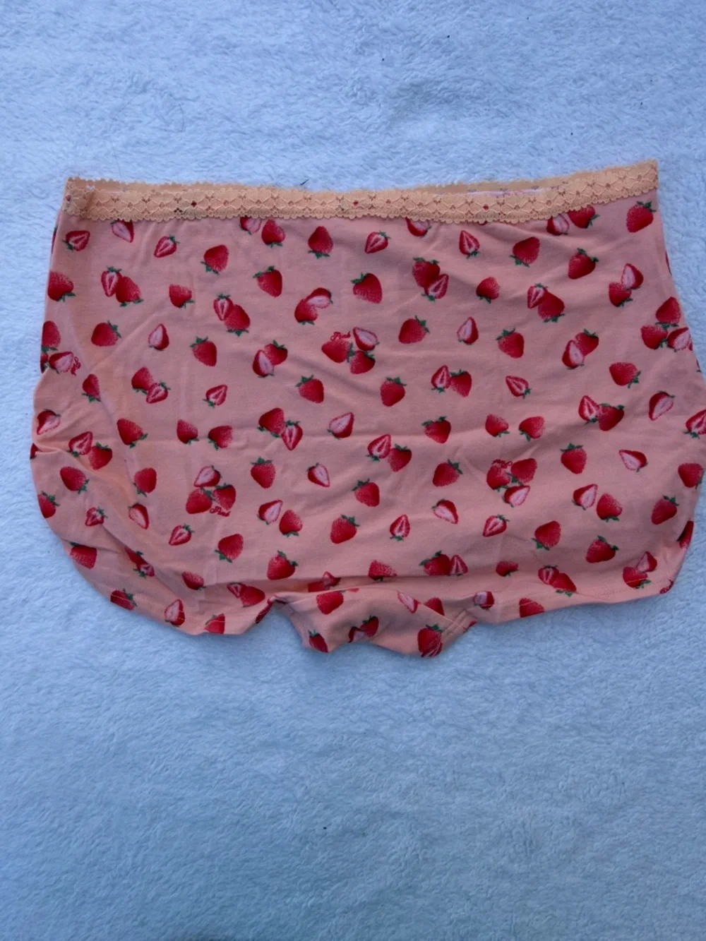 PINK Victoria's Secret Peach Strawberry Print Boyshorts - Picture 4 of 4